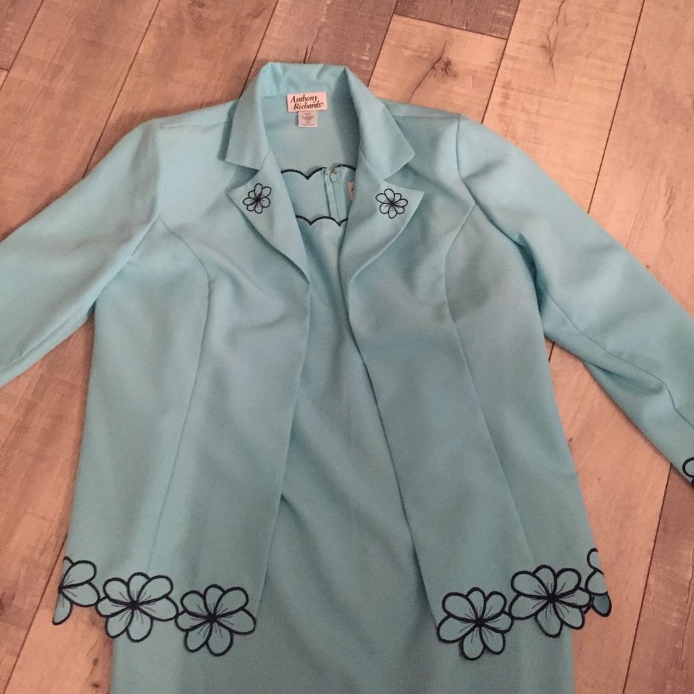 Anthony Richards dress size 14